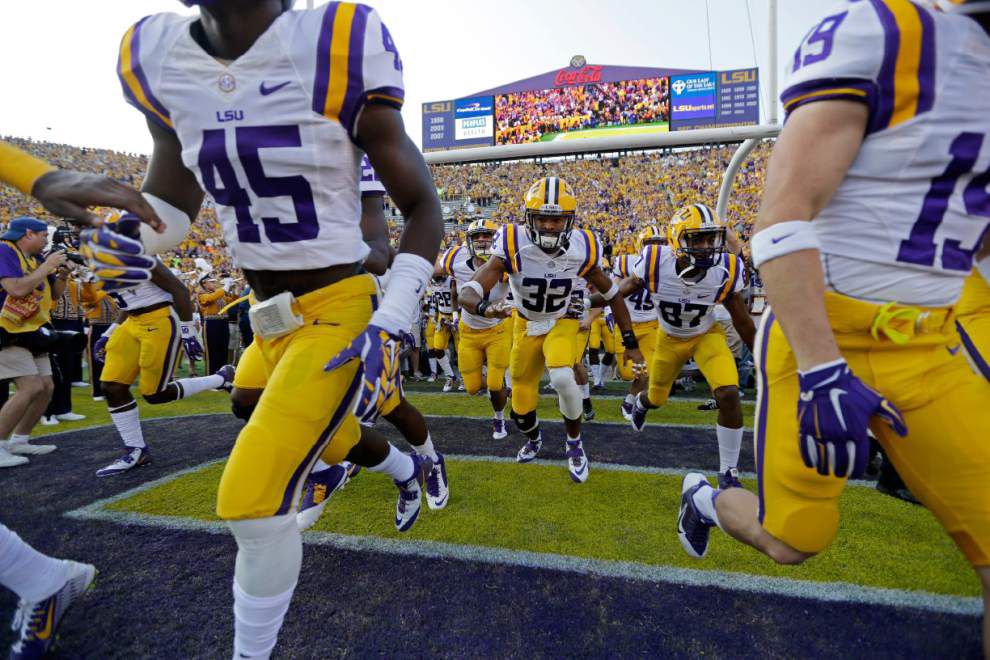 LSU football chat with Advocate sportswriter Ross Dellenger, Thursday at 11 a.m. _lowres