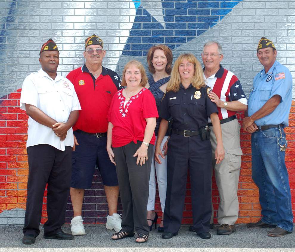 Harahan VFW Post 3267 holds flag retirement ceremony _lowres