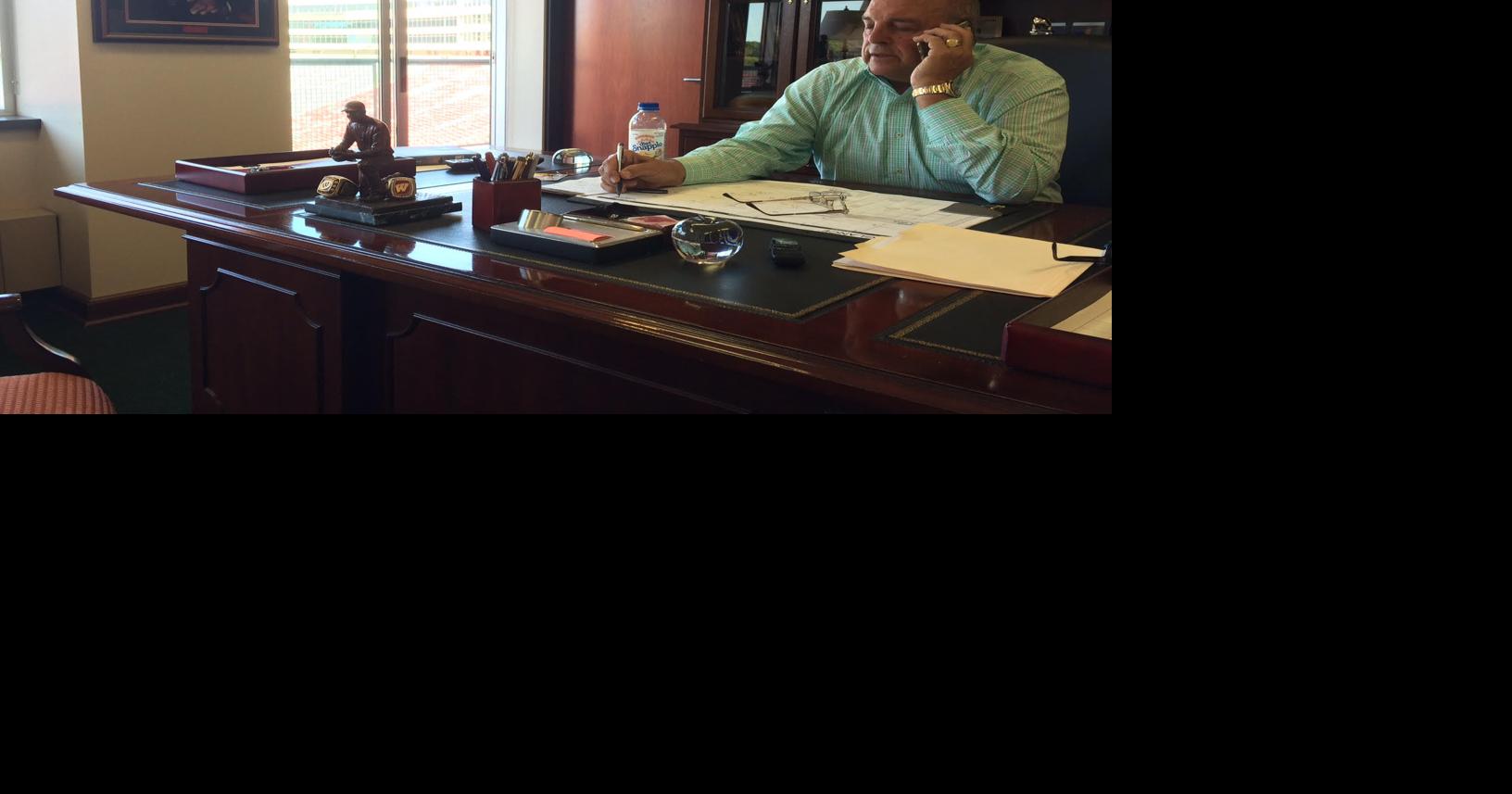 Wisconsin AD Barry Alvarez to be keynote speaker at LSU football