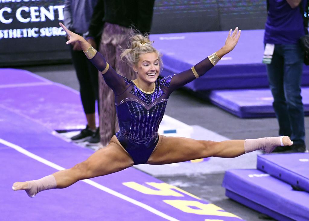 Polishing The Rock Lsu Gymnast Sarah Edwards Has Gone From Walk On To Key Performer Lsu Theadvocate Com