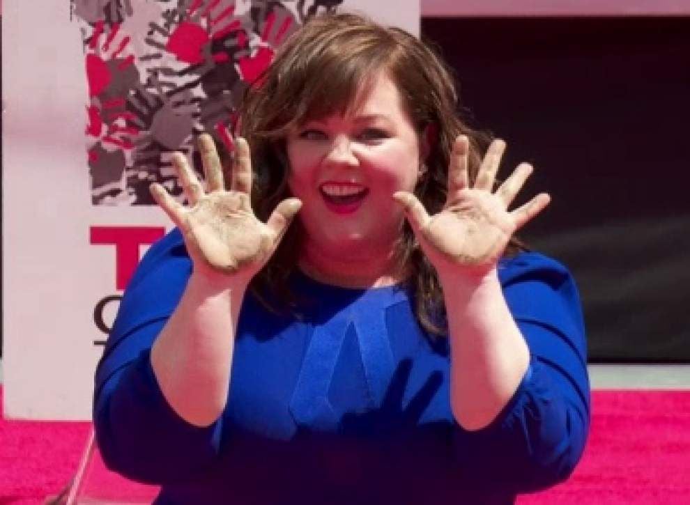 Melissa McCarthy immortalized in cement _lowres