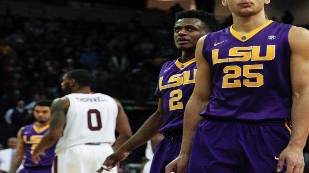 Lsu S Ben Simmons Withdraws From School To Enter Nba Draft Father