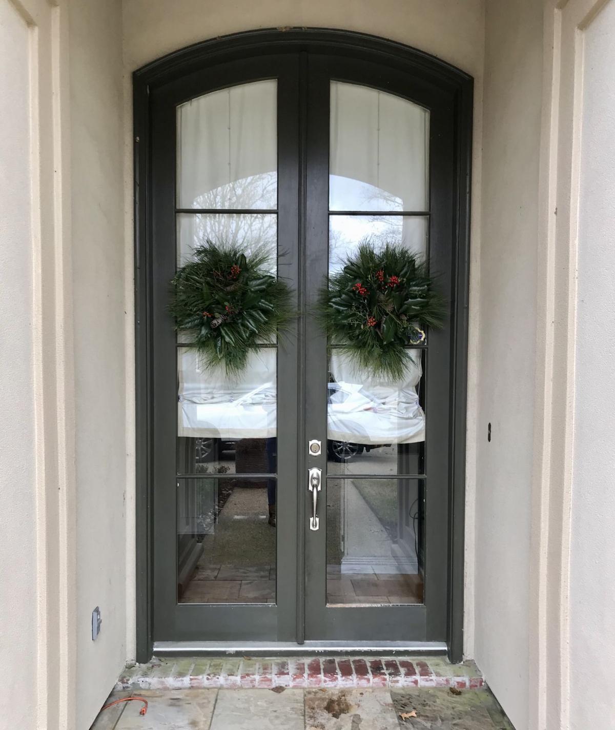 Garden News For Holiday Decorations You Only Need To Look Outside