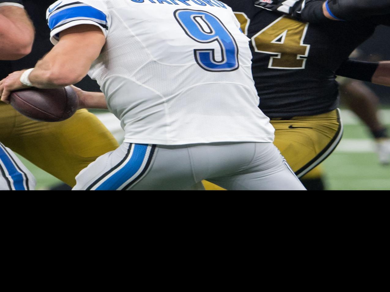 New Orleans Saints defensive end Cameron Jordan (94) warms up