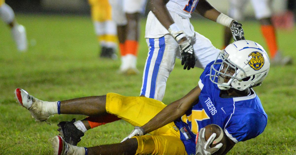 Feliciana football has shining weekend; East Feliciana just misses a
