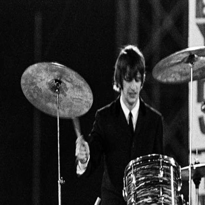 the beatles recalling the mob scene in