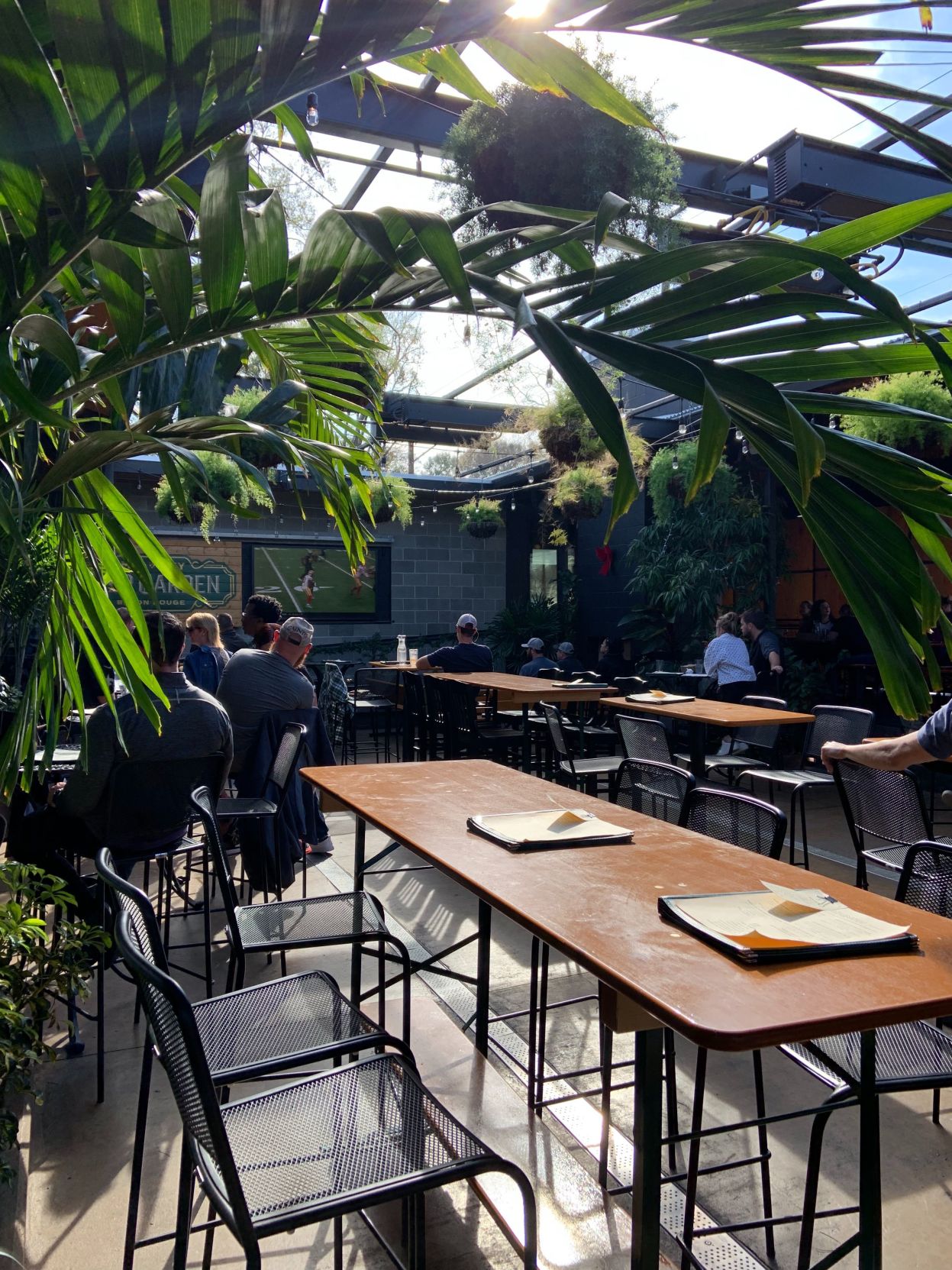 Review Baton Rouge's Mid City Beer Garden has a secret brunch. Food