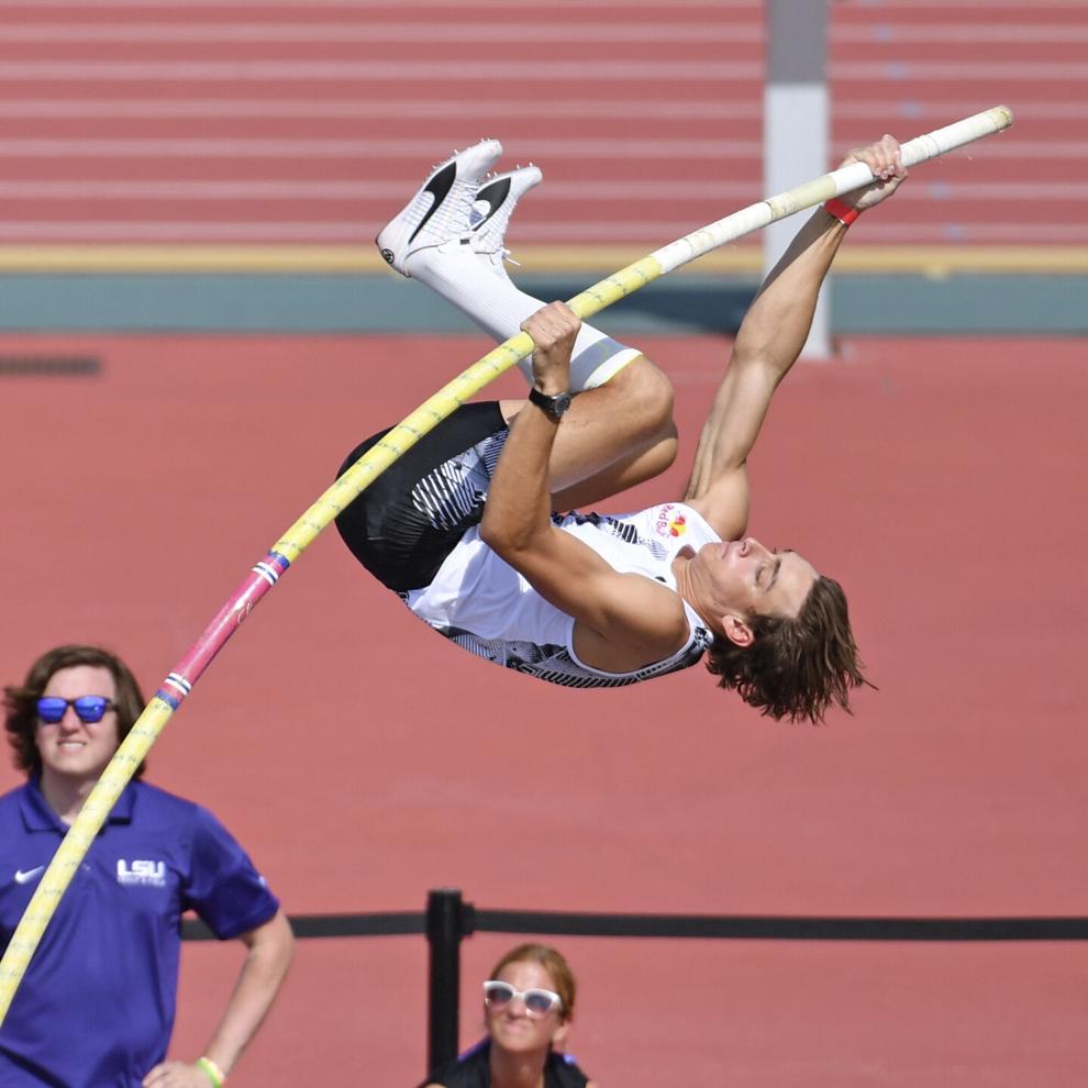 LSU track and field teams rack up 15 wins in Alumni Gold ...