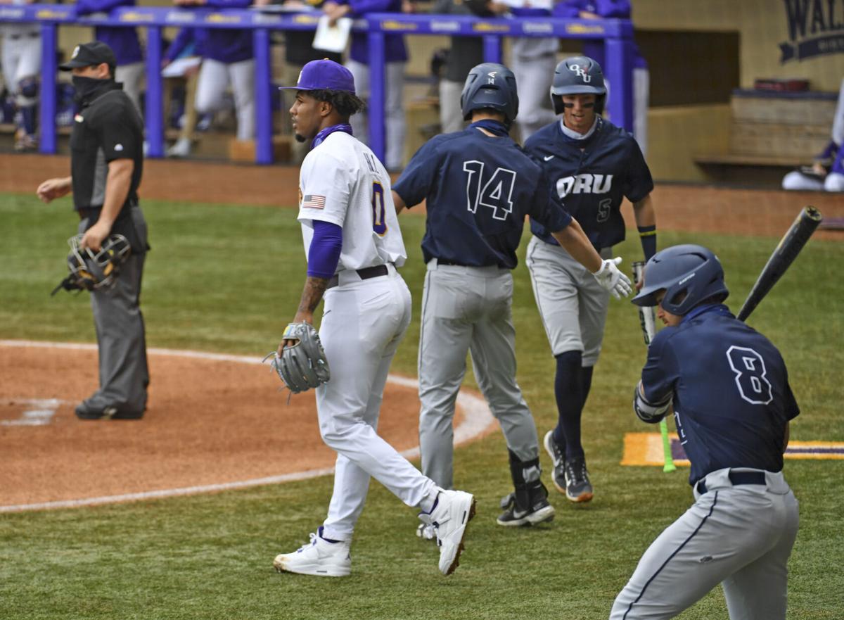 pix Lsu Baseball Score Oral Roberts lsu baseball allows 22 runs to oral