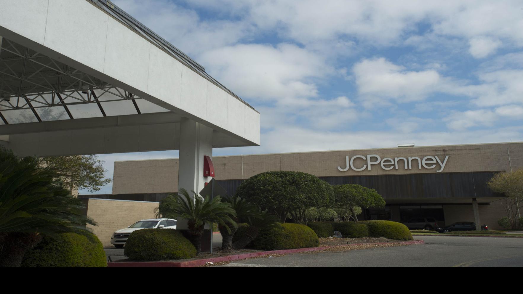 As Anchor Stores Close Cortana Mall Tenant Says He S Seen It Before Future Looks Bleak Business Theadvocate Com