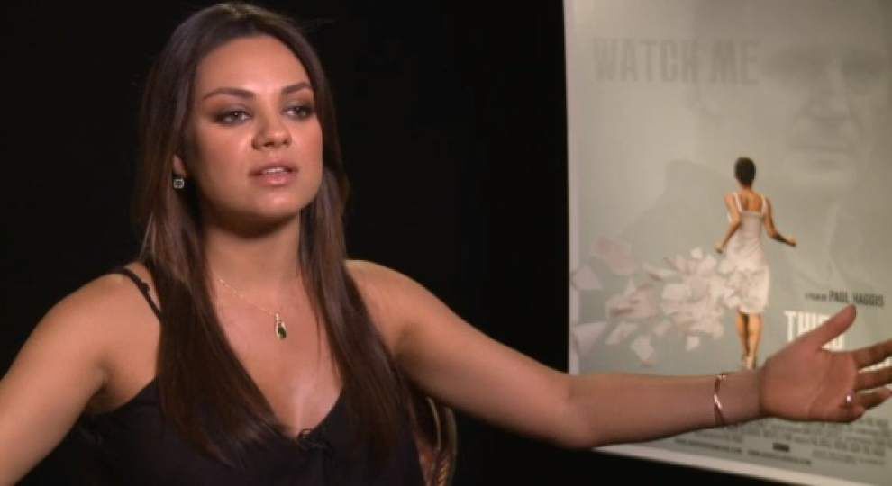 Kunis: ‘I’m good with my five friends’ _lowres