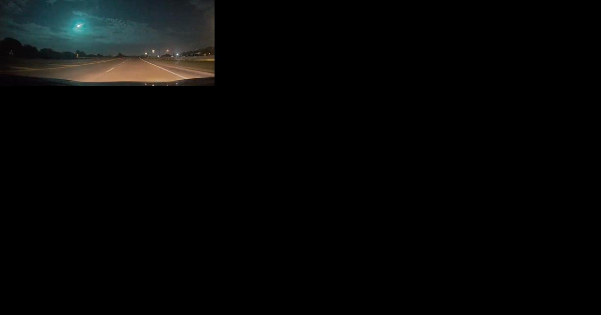 WATCH: Possible meteor lights up the sky in Louisiana | Weather/Traffic - Vimarsana News