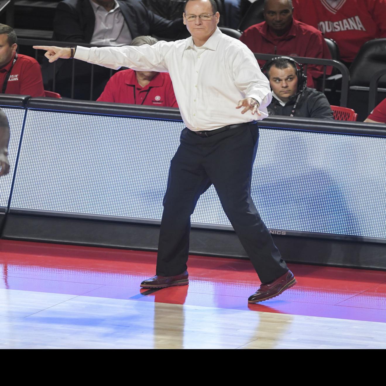 Foote Making Sense Of All The Turnover In Ul S Men S Basketball