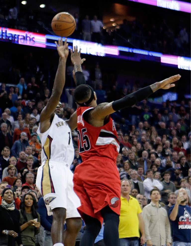 Video: Evans kept pushing the ball for his game-winning shot _lowres
