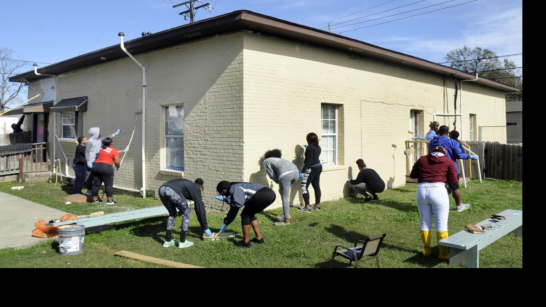 Photos: Volunteers spruce up areas in Baton Rouge to honor MLK with service