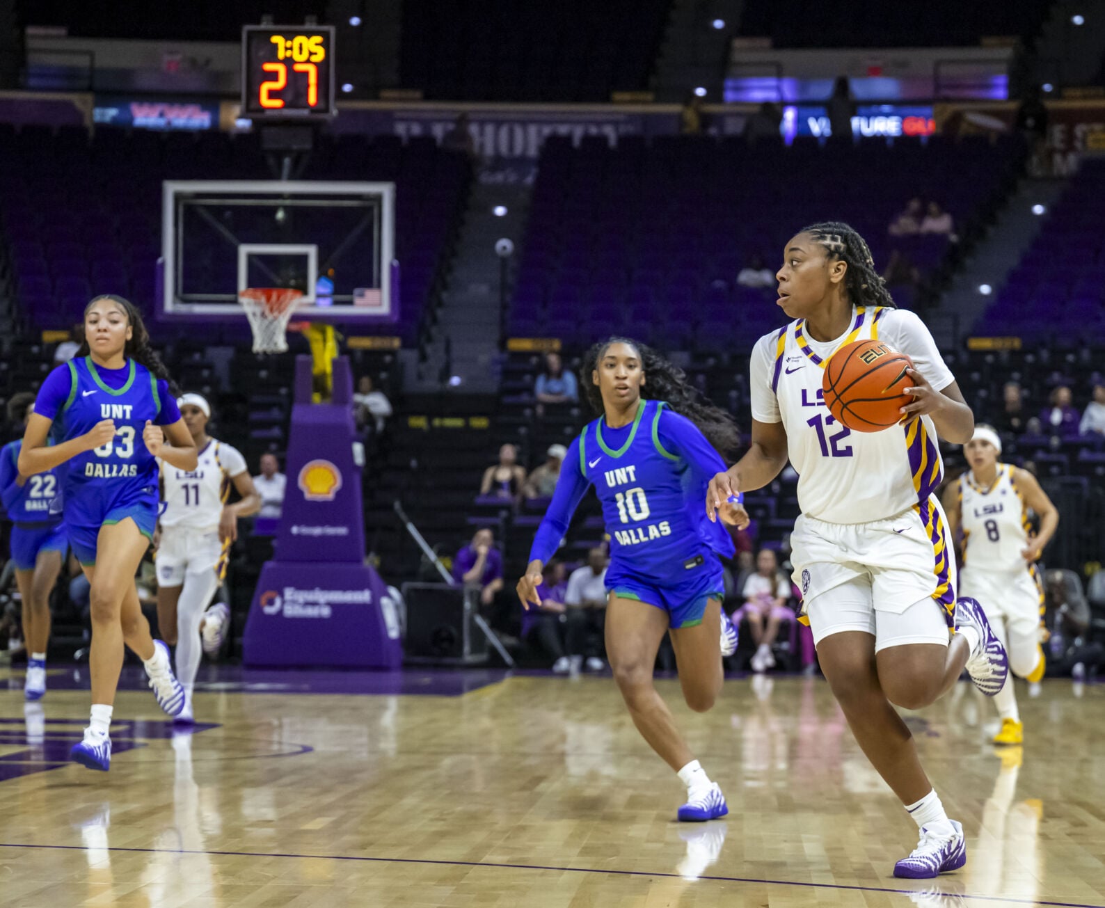 NO.lsuwomen.102326_3987 MJ.JPG