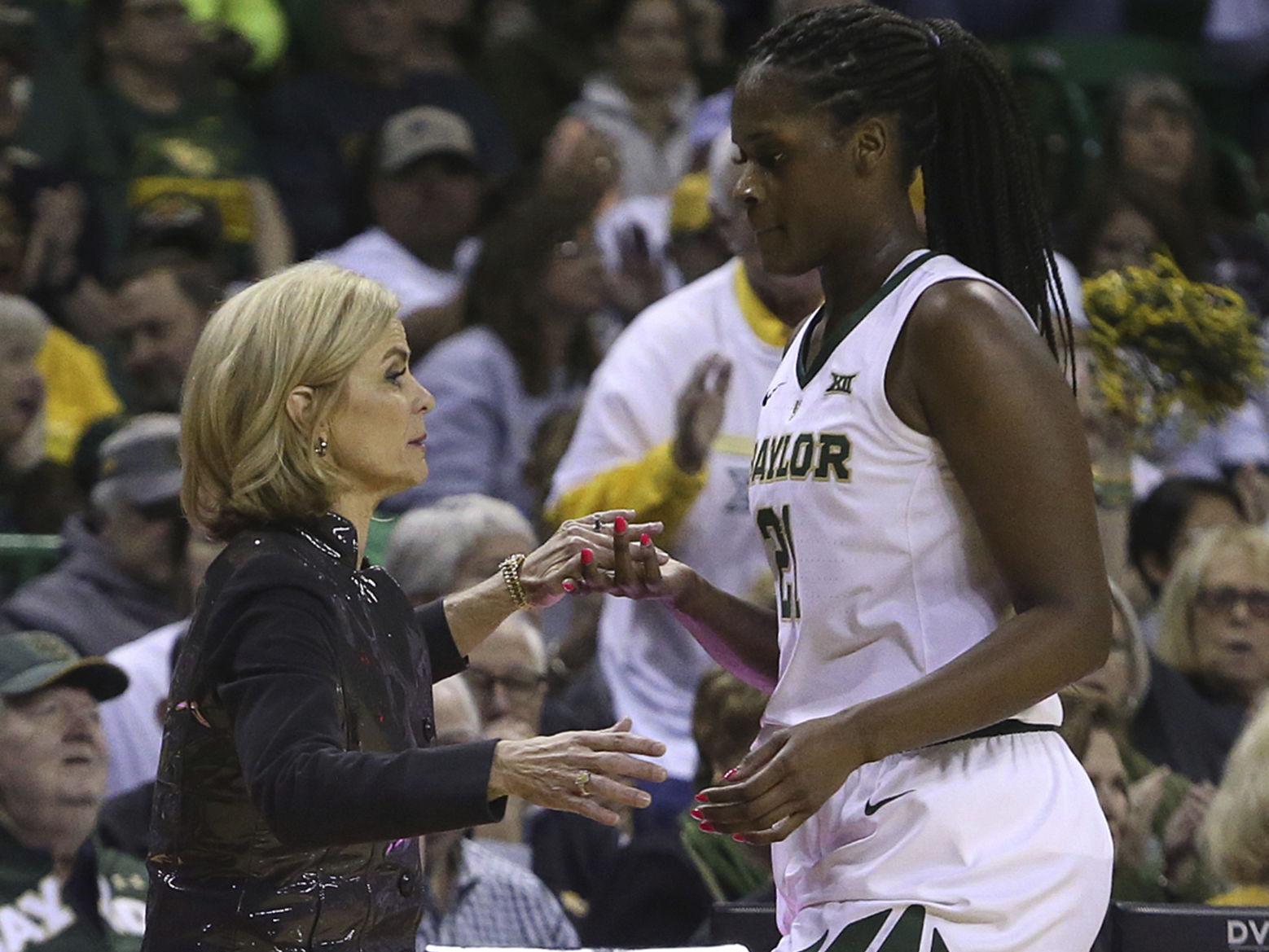 Kim Mulkey Kalani Brown And Moon Ursin Give Baylor S Final Four