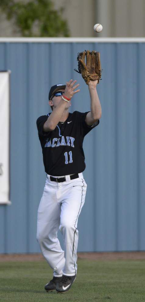 Broncos pull off victory against Dutchtown _lowres
