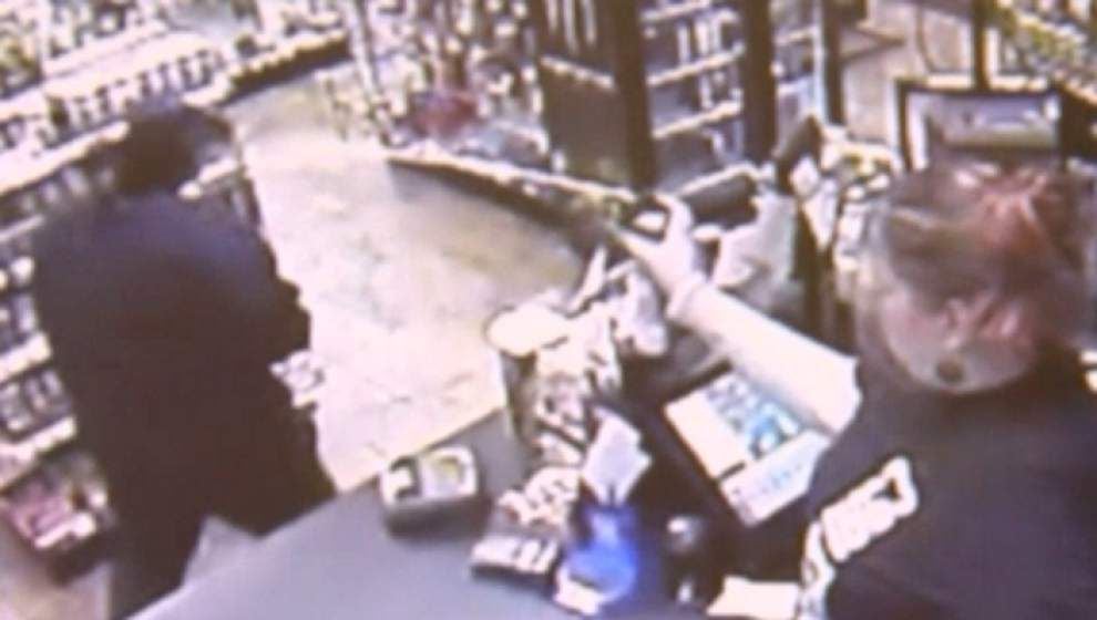 Store clerk stops would-be bandit with bug spray _lowres