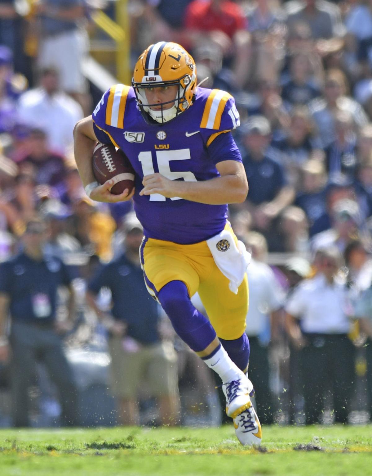 BR.lsuutahstatemain.100619 HS 1945.JPG