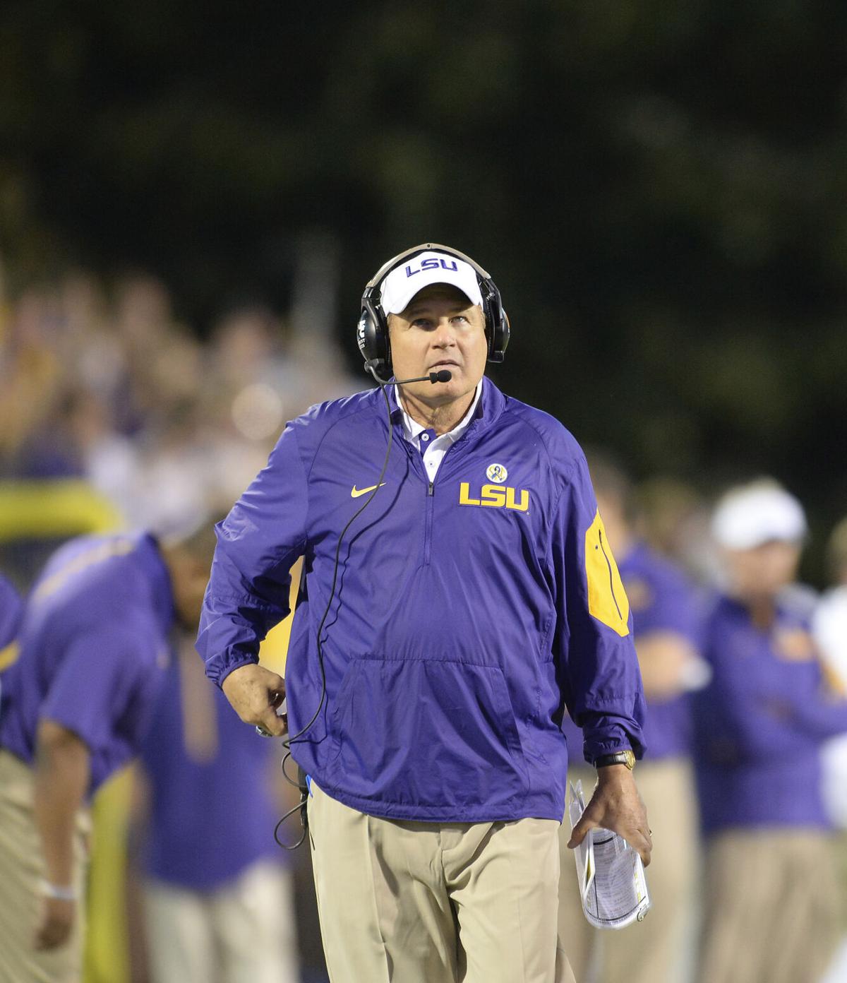 Les Miles' bosses ordered him to texting, being alone with female workers | News | theadvocate.com