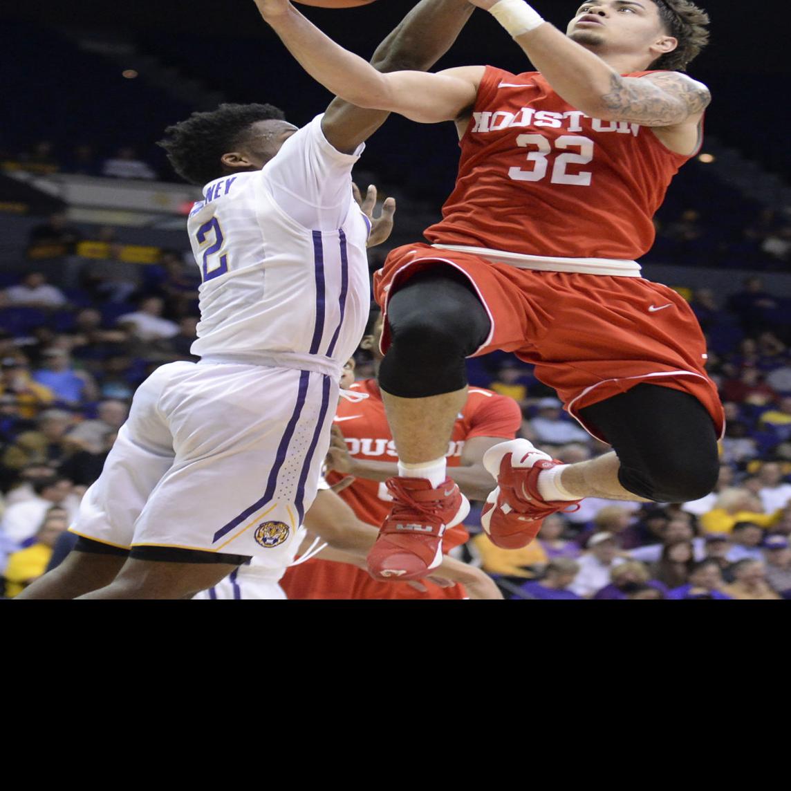 Gray Area Making Progress On Defense Lsu Basketball Team Faces