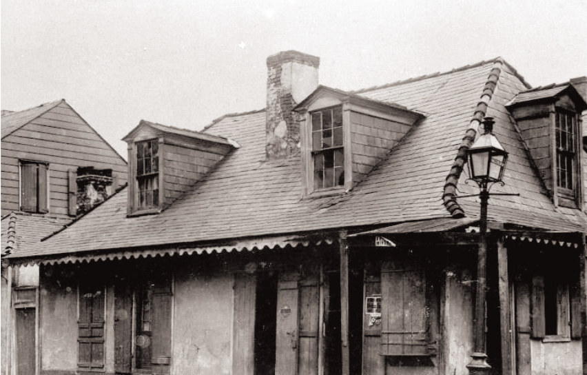 300 unique New Orleans moments Jean Lafitte’s Blacksmith Shop Bar