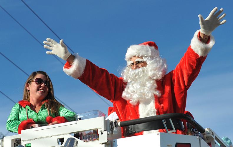 Denham Christmas parade rolls Livingston/Tangipahoa