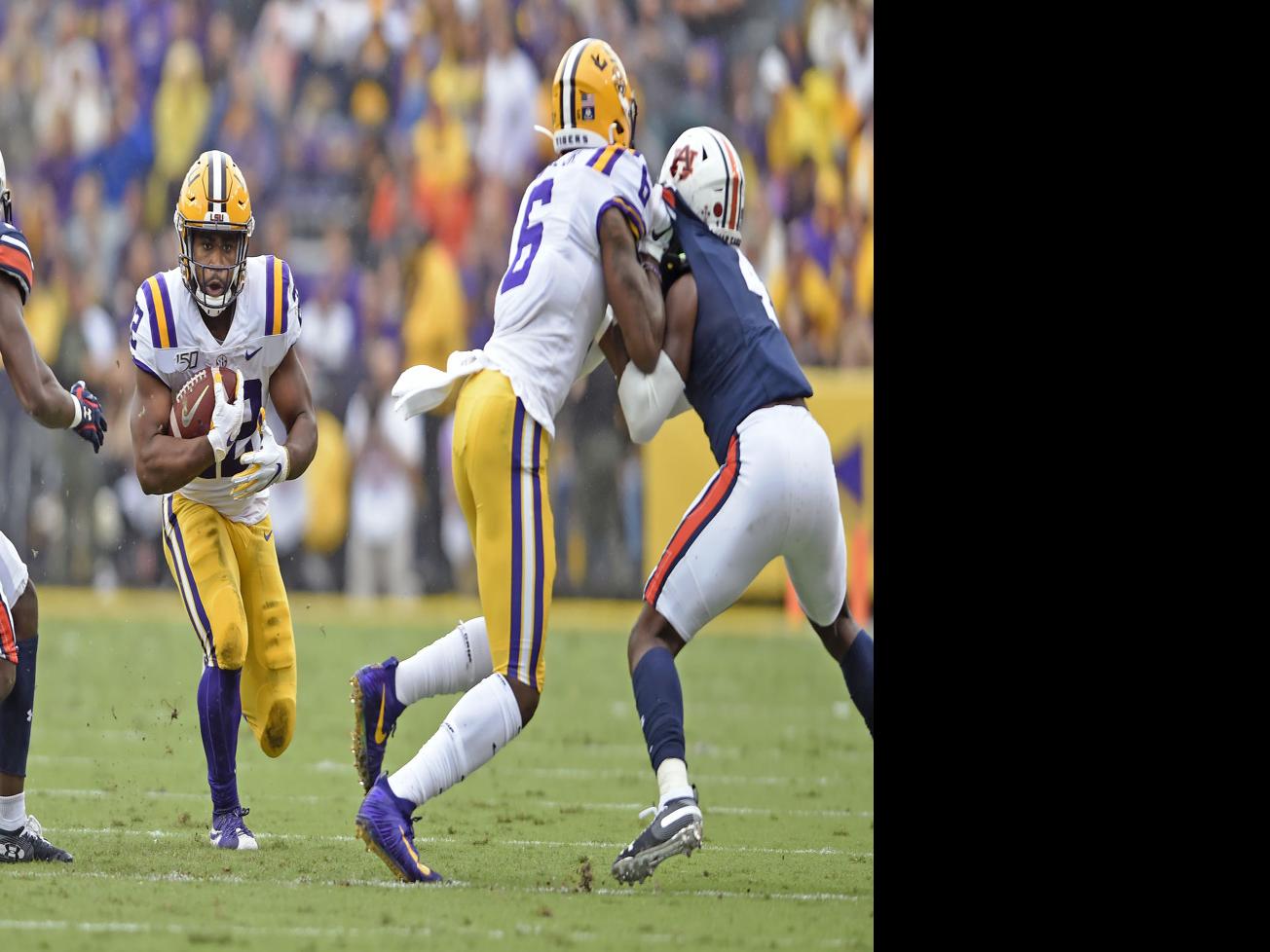 Lsu Hangs On For Gritty Win In Auburn Slugfest Sets Up Potential