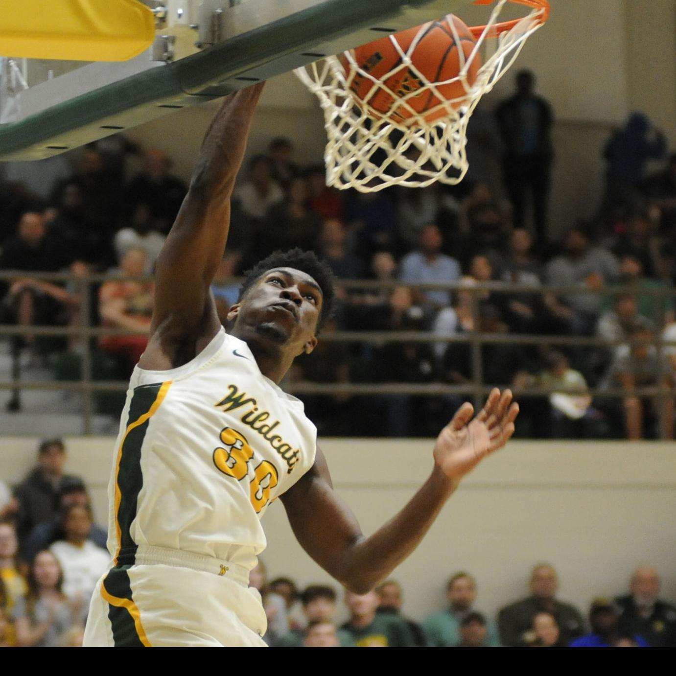 Walker Builds Early Lead Holds Off Landry Walker In 5a Playoffs