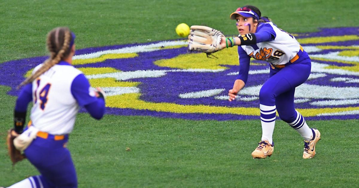 LSU softball team handles Liberty 9-4 | LSU | theadvocate.com