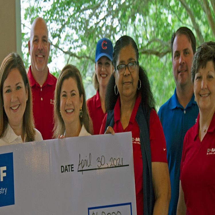 BASF donates $39,000 to United Way