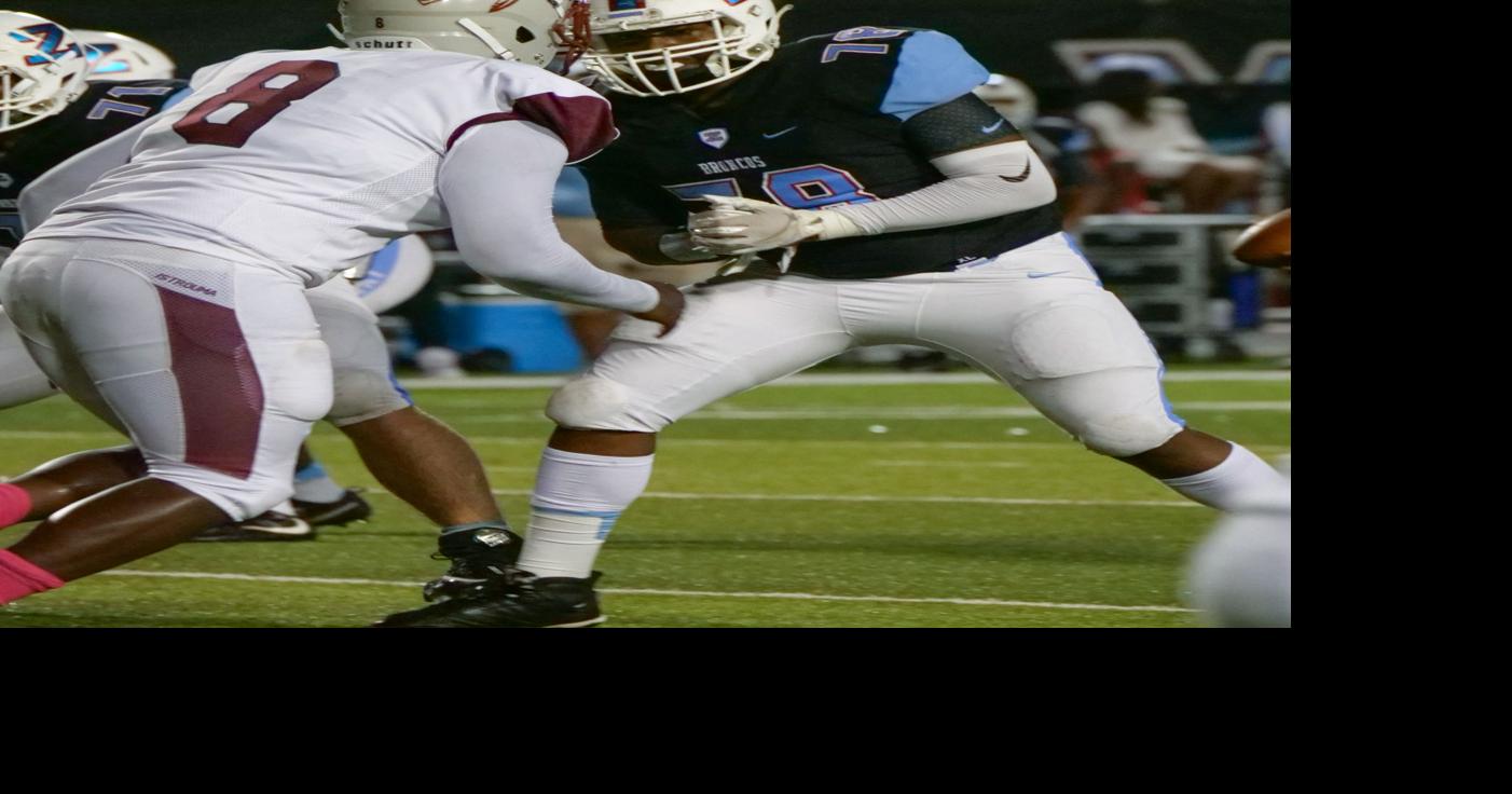 Star Istrouma High football player — 'gentle giant' with NFL dreams ...