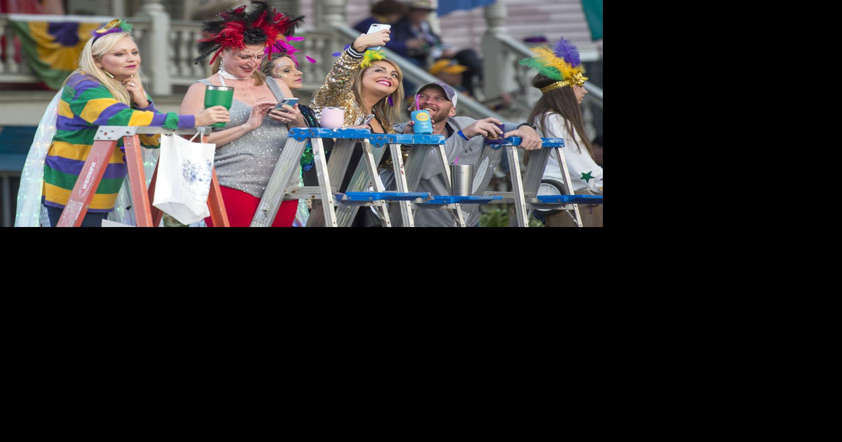 mardi gras stl tents