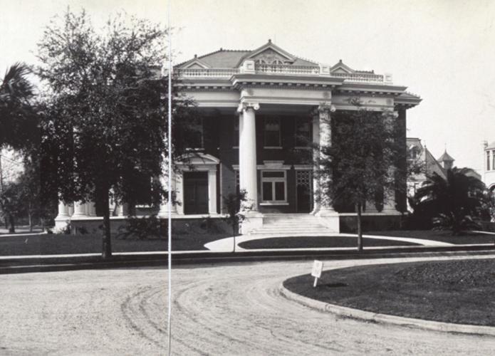 inside-history-zemurray-mansion.jpg