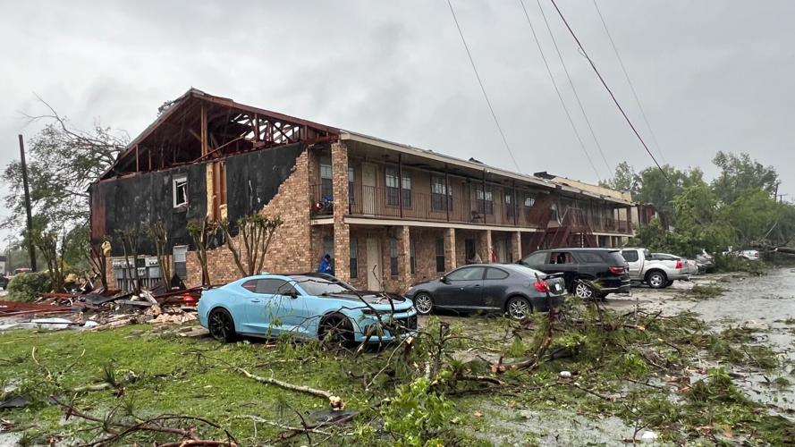 Slidell tornado damage apartments