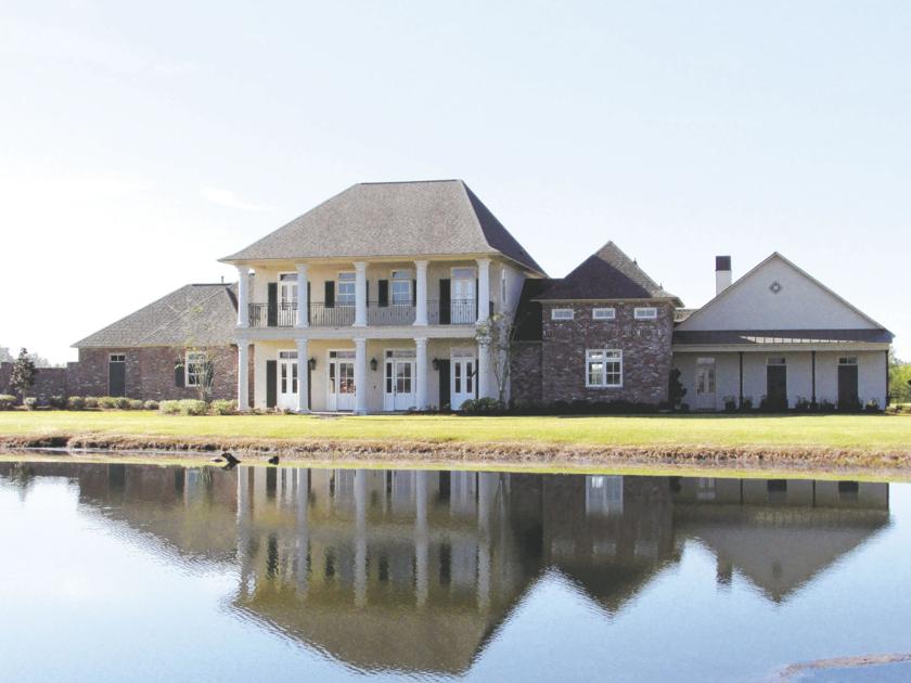 Exclusive Mallard Lakes Real Estate