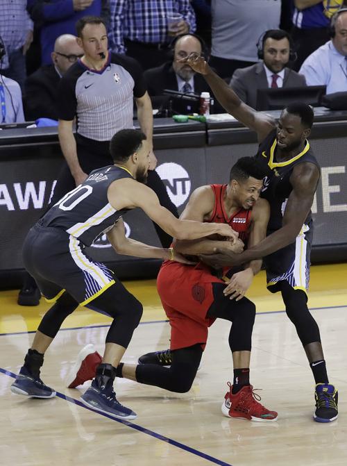 Trail Blazers Warriors Basketball