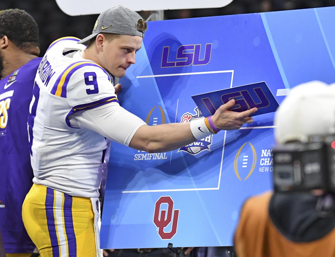 Joe Burrow, Drew Brees swap jerseys before CFB National Championship