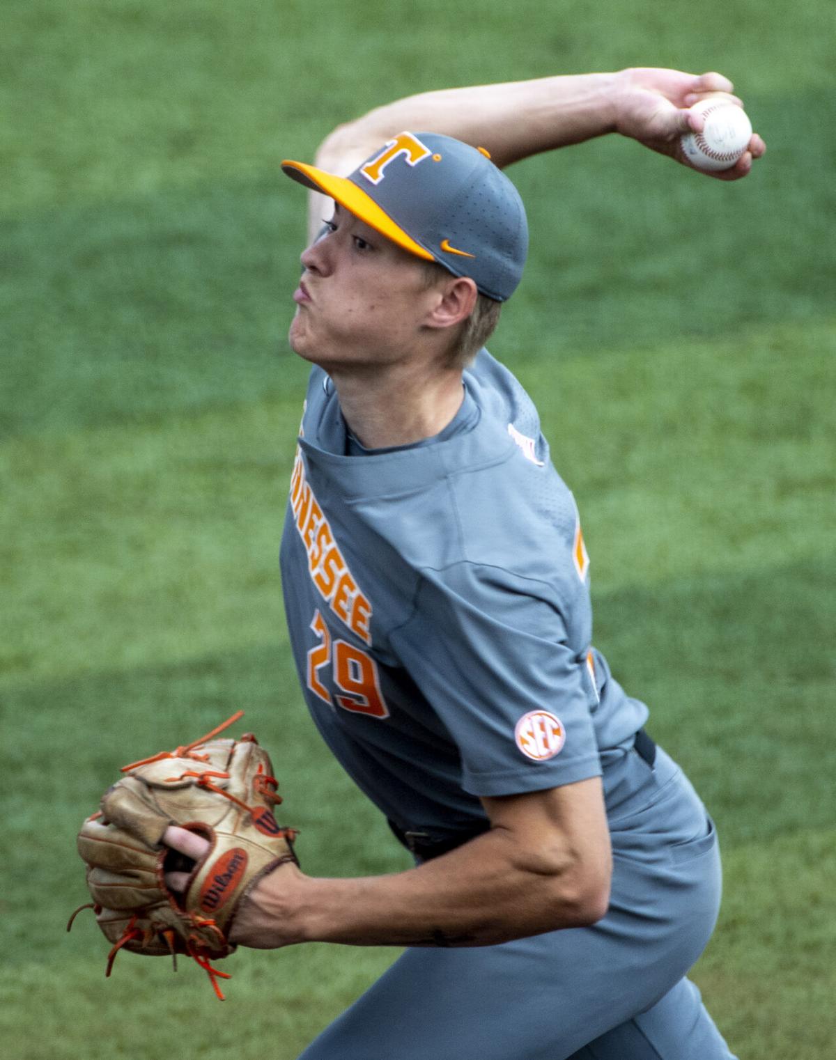 BR.lsutennessee.061421 0172 bf.jpg
