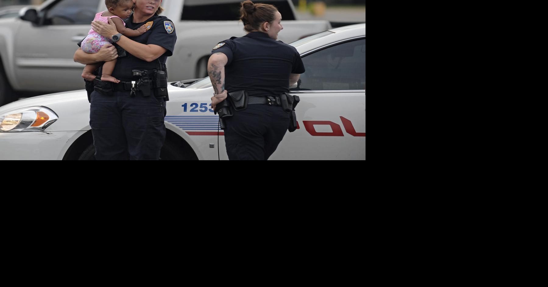 Video Baton Rouge mother reunited with baby stolen in car theft