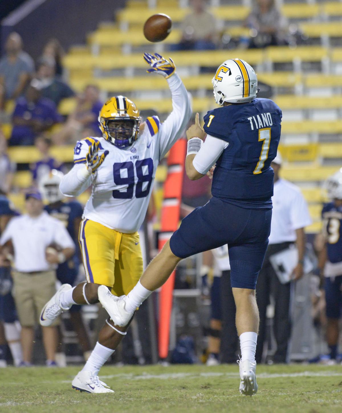 lsuchattanooga.091017 HS 2804.JPG