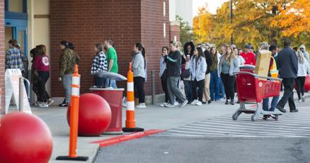 Tendencias de compras navideñas de este año, explicadas por un profesor de marketing de LSU Tendencias de compras navideñas de este año, explicadas por un profesor de marketing de LSU