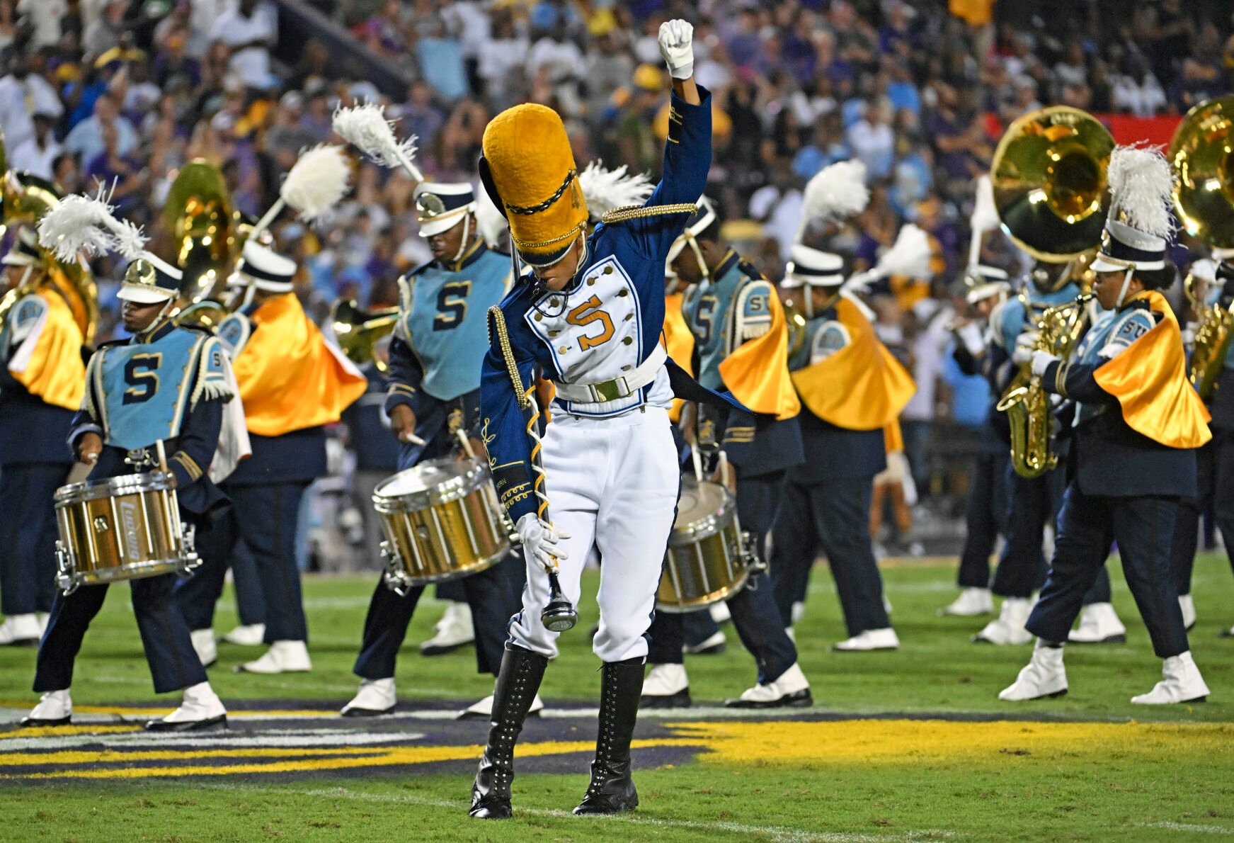 Photos: Southern's Human Jukebox and LSU's Golden Band from Tigerland ...