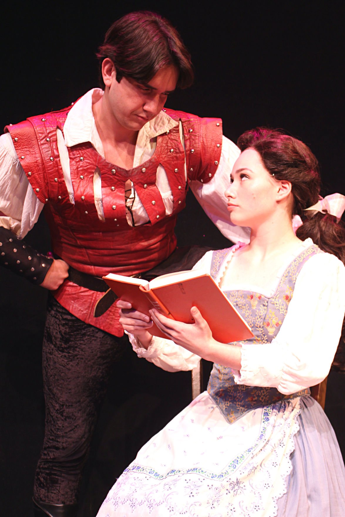 Theatre Baton Rouge S Beauty And The Beast Comes With Timely Lesson Love Overcomes Hate Arts Theadvocate Com