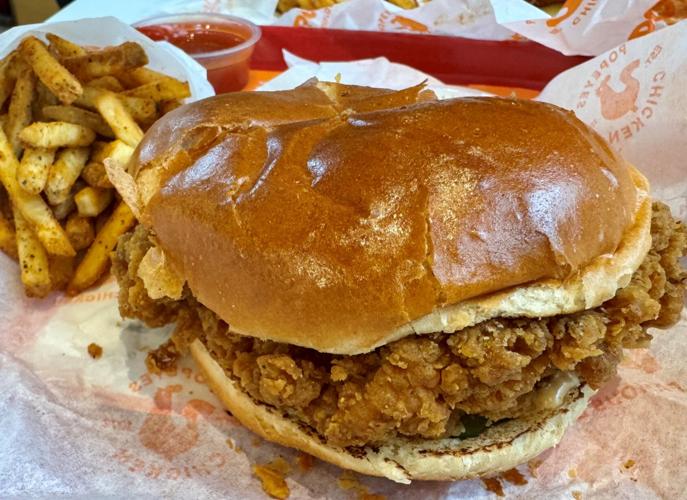 Popeyes London spicy chicken sandwich