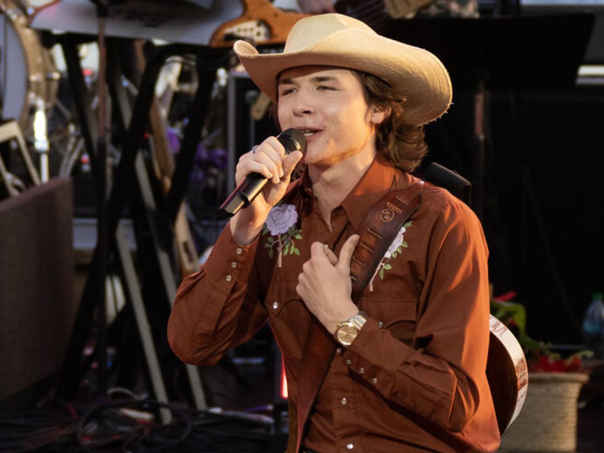 La.'s John Foster sings 'Callin' Baton Rouge' on 'Idol' | Movies/TV | theadvocate.com