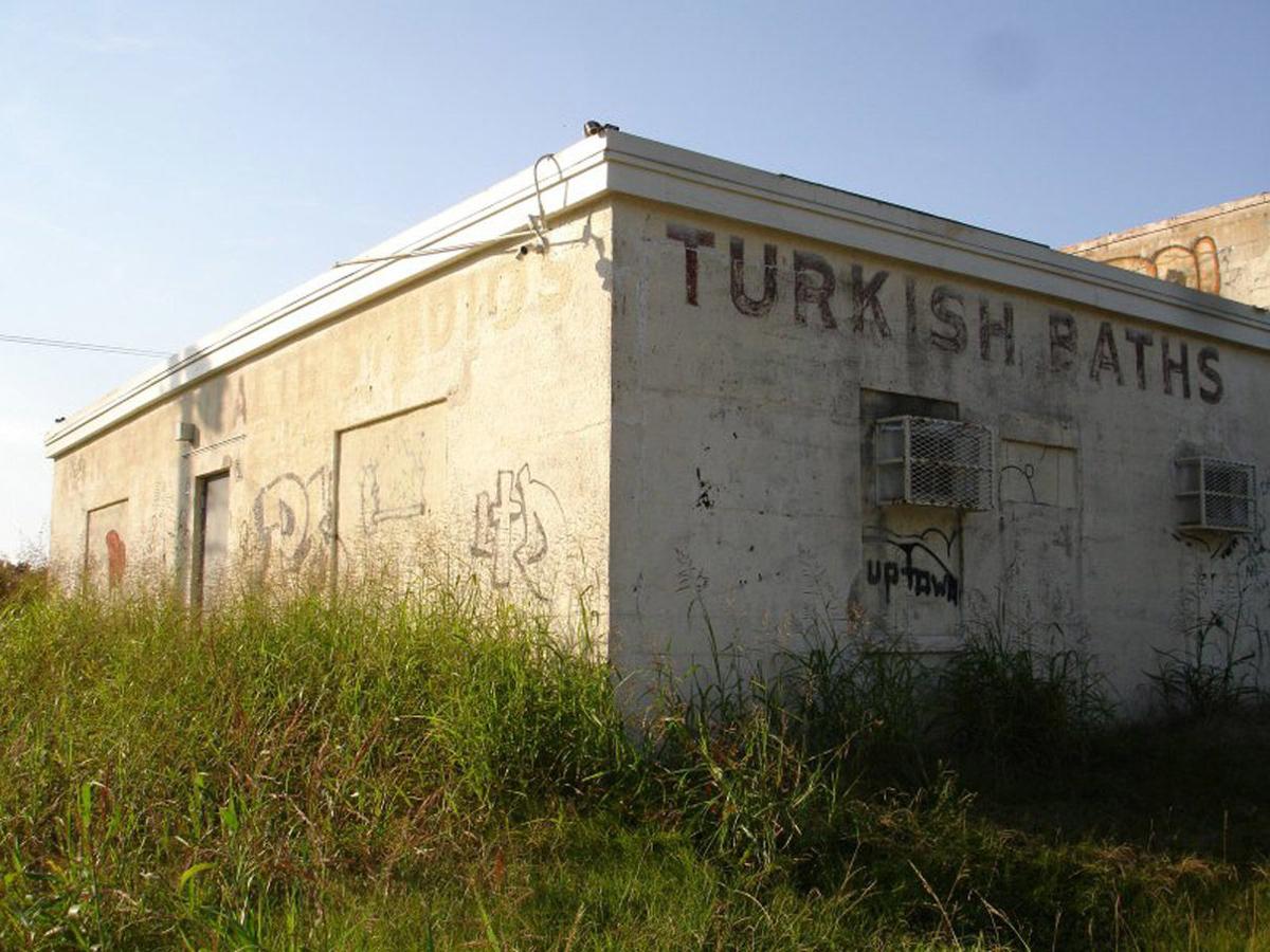 Haunting photographs of overgrown, abandoned Baton Rouge places