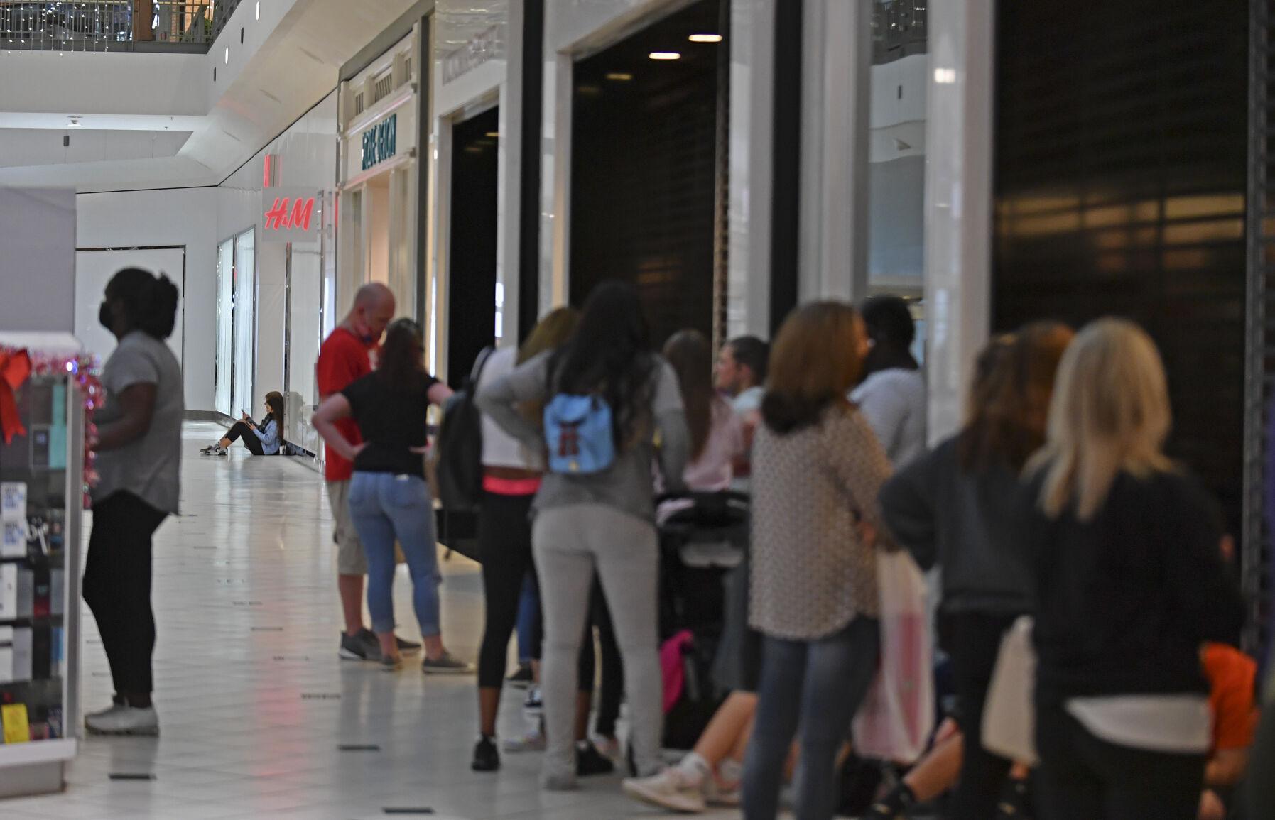 Photos: Shoppers line up at Baton Rouge retailers for Black Friday 2020