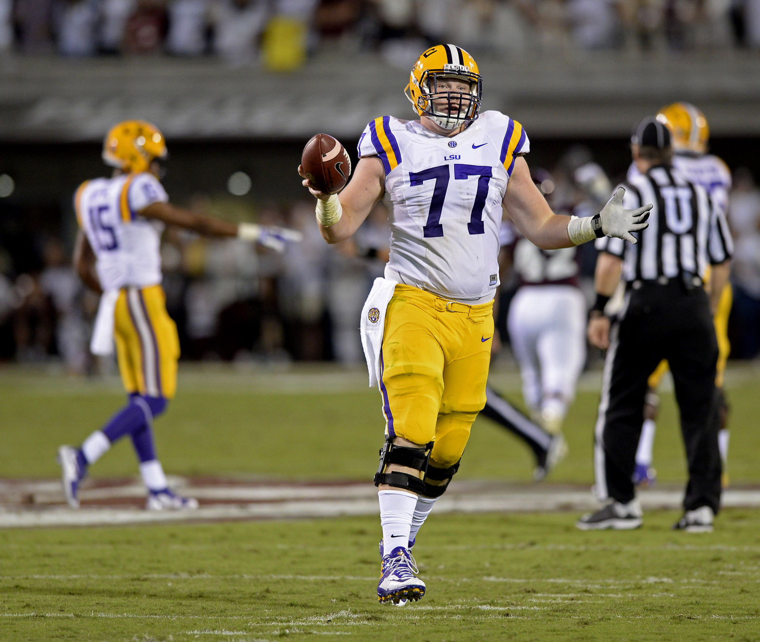 Guard, Center, Whatever: LSU's Ethan Pocic Drawing Crowds Of Scouts At ...